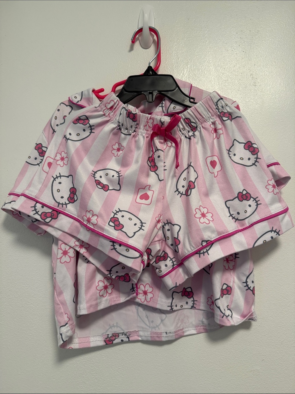 Hello Kitty Pink & White Girls Pajama Set - Short Sleeve Top and Shorts